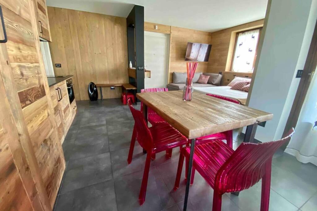La Petite Maison D'Erika Aosta Buitenkant foto